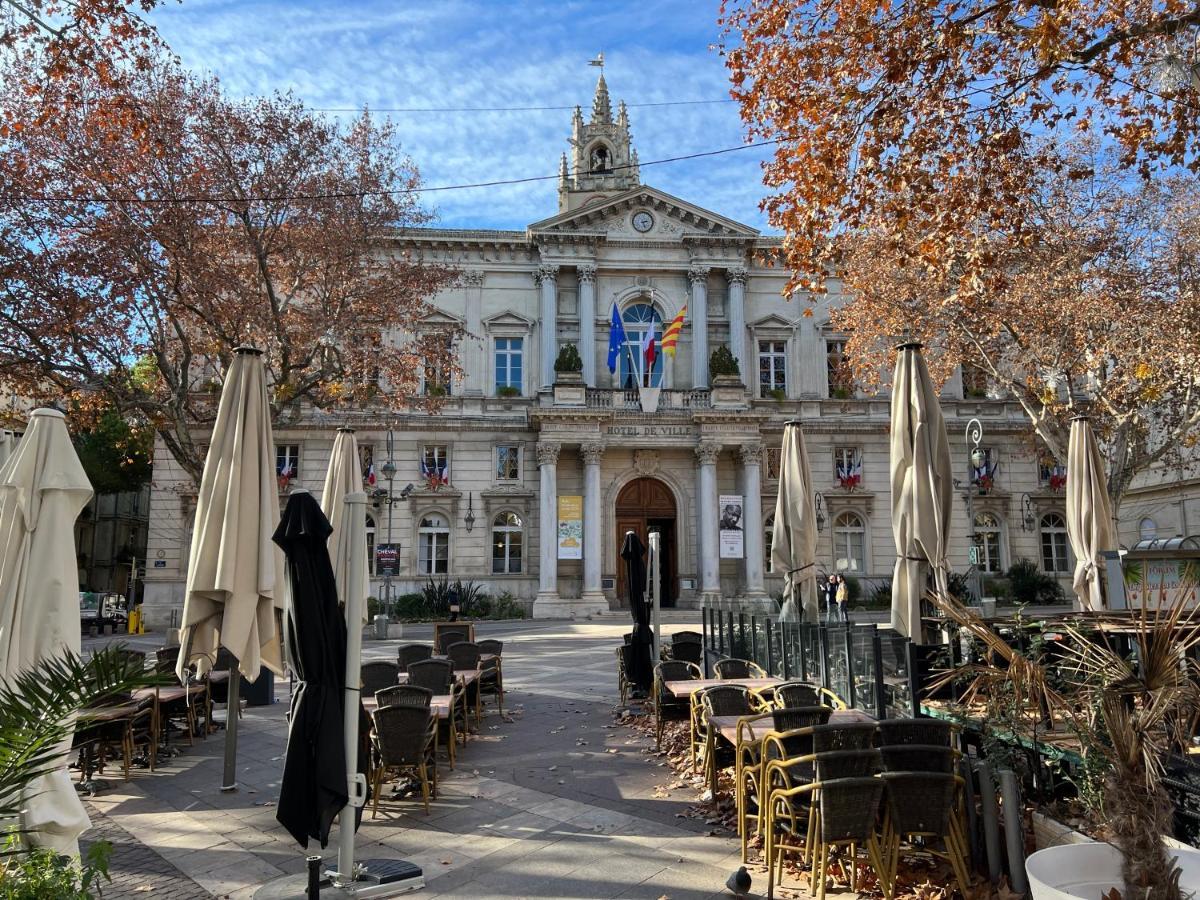 アヴィニョンLa Cachette De L'Horloge - Ac Clim - Wifi - 100M Palais Des Papesアパートメント エクステリア 写真
